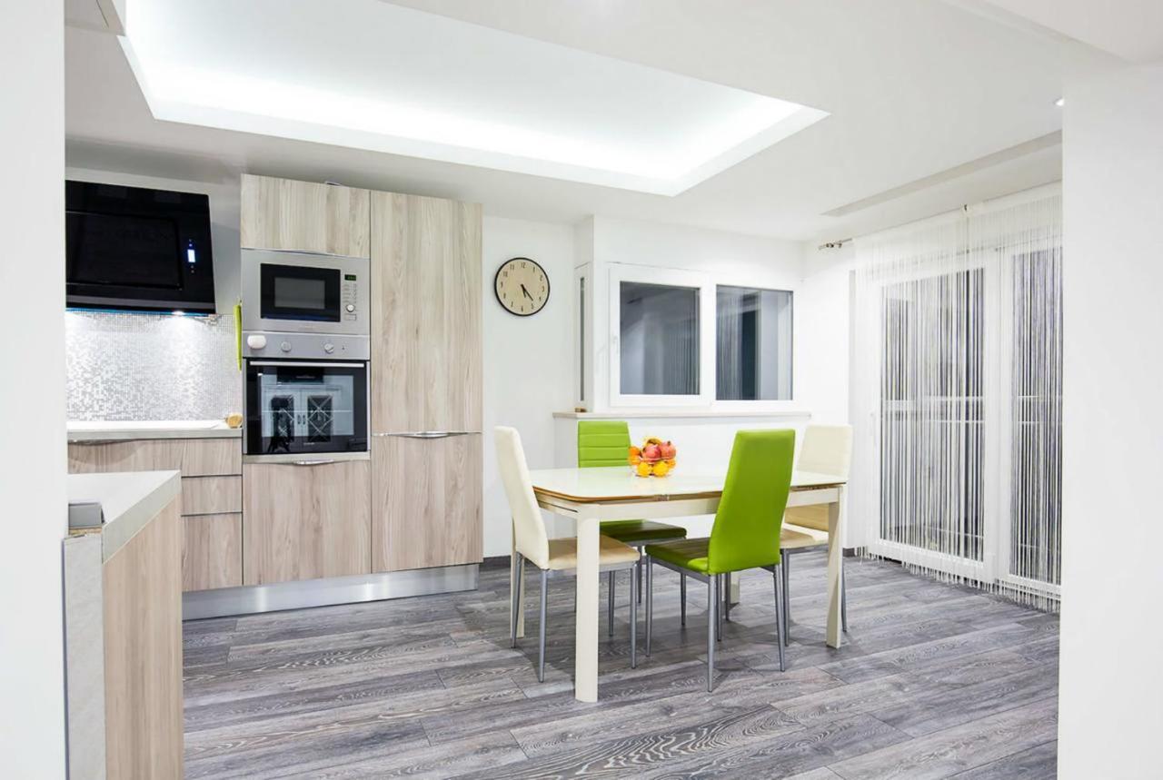 Apartments Villa Sofia Crveni Vrh Εξωτερικό φωτογραφία