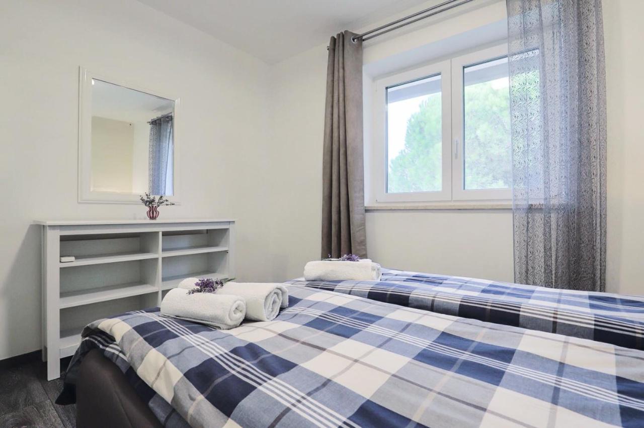 Apartments Villa Sofia Crveni Vrh Εξωτερικό φωτογραφία